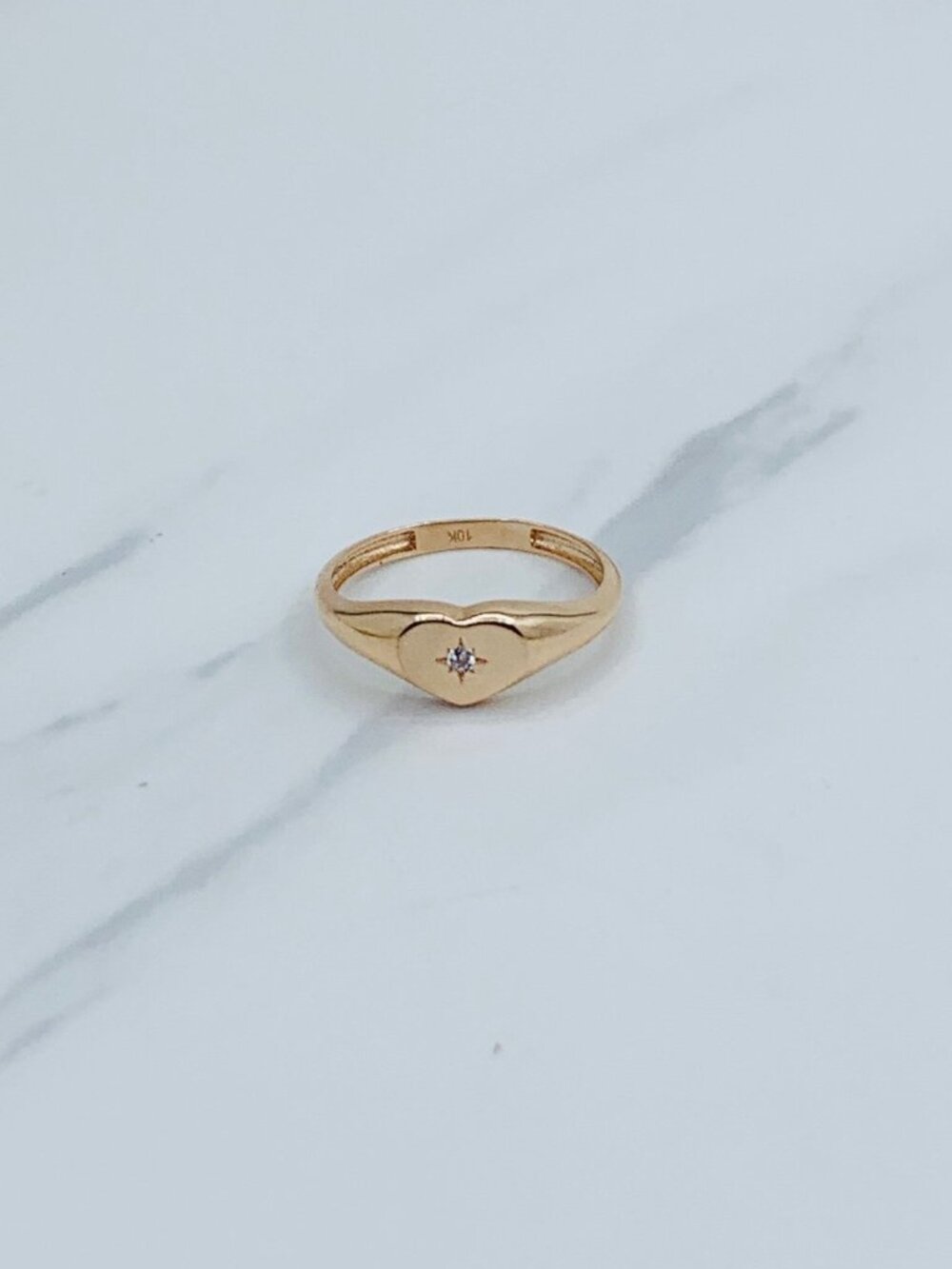 10k solid gold ring heart minimalist Size 7.5 stackable ~ Rose gold - Picture 3 of 6
